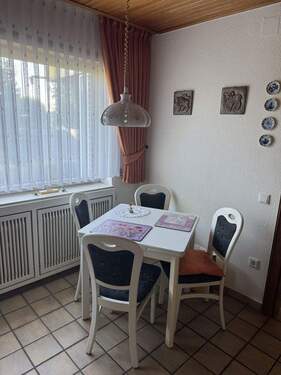 Bild 2 - 5 Zimmer Reihenmittelhaus zum Kaufen in Jüchen