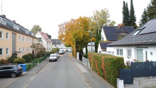 Ruhiges Umfeld - 4 Zimmer Etagenwohnung zur Miete in Nürnberg