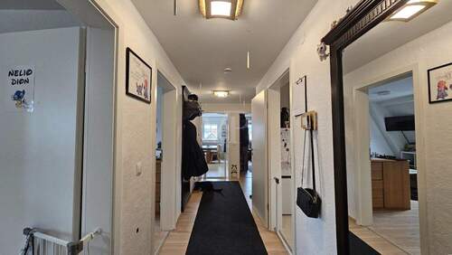 Flur - 4 Zimmer Etagenwohnung zum Kaufen in Ansbach