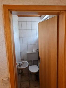 Gäste-WC UG. - 