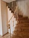 Treppe zum Erdgeschoss - 