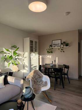 Wohnzimmer 9 - 2 Zimmer Etagenwohnung zum Kaufen in Hannover