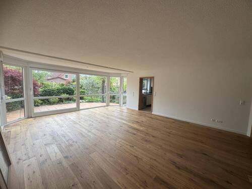 IMG_7519 - Sehr großzügige und sehr schöne 5-Zi-Wohg. mit Terrasse FR-Hochdorf