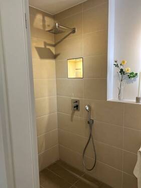 Dusche_MW.jpg - 