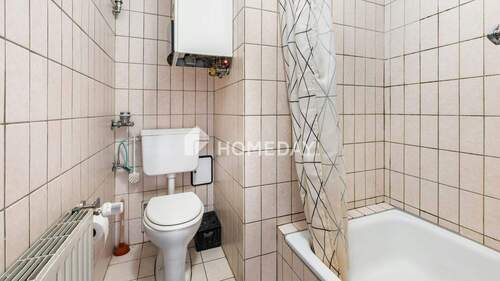 Badezimmer 1 2 - 