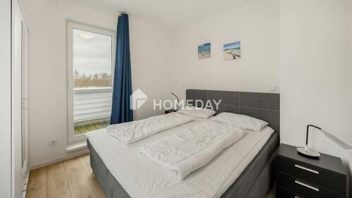 1. OG Elternschlafzimmer 1 - 