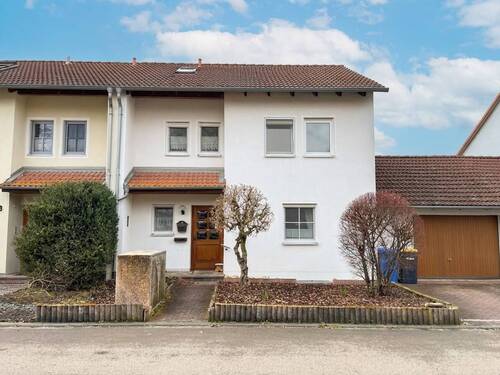 Bild 2 - 5 Zimmer Doppelhaushälfte zum Kaufen in Bad Windsheim