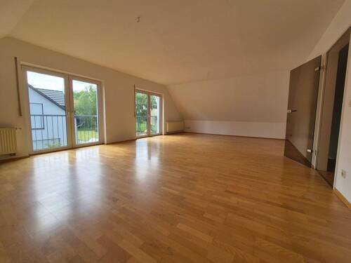 DG: Wohnzimmer - 