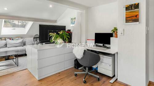 1. OG Wohnzimmer 1 - 