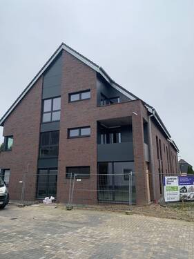 Motz 59 1.JPG - AUFZUG, Moderne DG-Wohnung mit Terrasse, als Seniorenwohnung