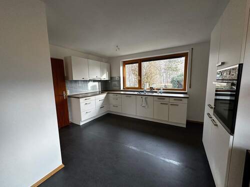 Küche - Einfamilienhaus mit 250,00 m&sup2; in Lautrach zur Miete