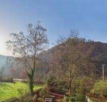 SAARBURG(SERRIG): WOHNHAUS MIT 2 WOHNUNGEN