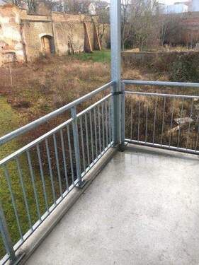 Balkon - Etagenwohnung mit 69,60 m² in Gera zur Miete