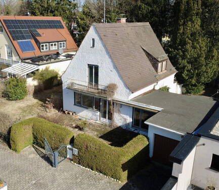 Luftansicht Haus - Grundstück in Gauting