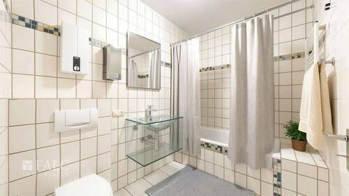 Badezimmer (Einrichtungsbeispiel) - 