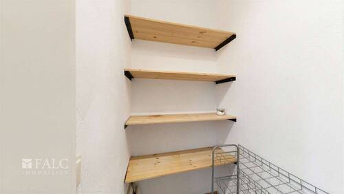 Abstellkammer - 
