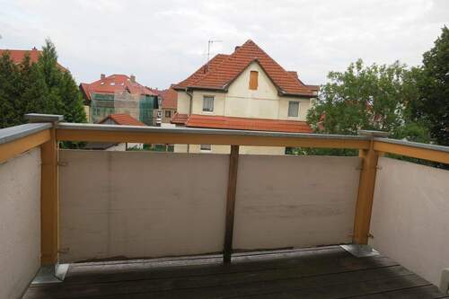 Balkon (Musterbild) - 2 Zimmer Etagenwohnung in Gotha