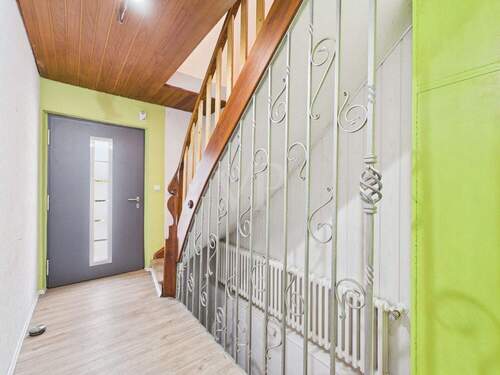 Diele EG - Doppelhaushälfte mit 105,00 m&sup2; in Schwebheim zum Kaufen