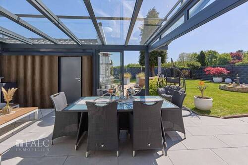 Überdachte Gartenterrasse - 