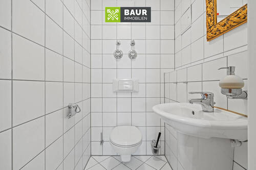 WC - 