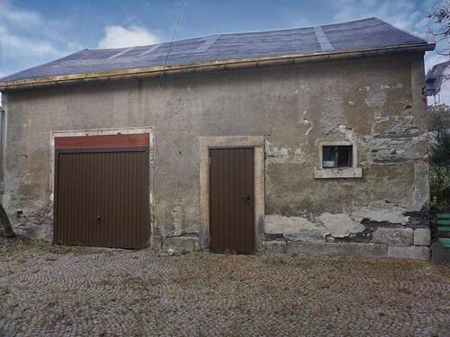 Garage - 
