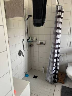 Dusche.jpg - 