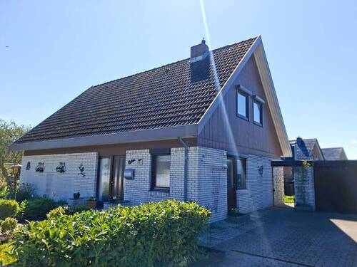 Ansicht - Einfamilienhaus in guter Lage - 279.000,00&nbsp;EUR Kaufpreis, ca.&nbsp; 134,00&nbsp;m&sup2;&nbsp;Wohnfl&auml;che