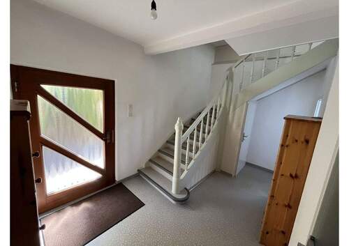 Hauseingang Flur EG - 5 Zimmer Einfamilienhaus in Wolfsburg-Unkeroda