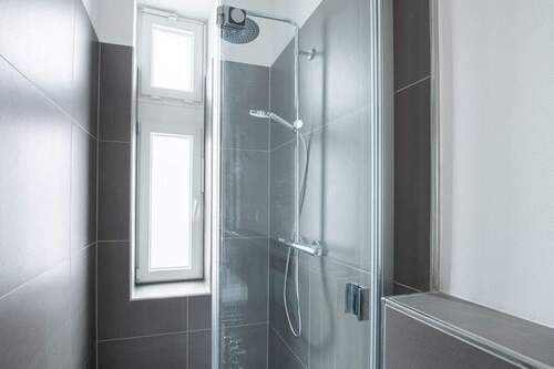 Best_Place_Bundesallee_111_WE25_Bad-10 - 