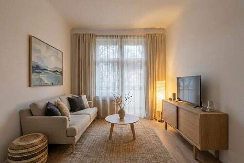 image (9) - Gründerzeit-Juwel mit Sonnenbalkon in Friedenau - Erstbezug nach Sanierung 