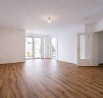Modernisierte 1,5-Zimmer-Wohnung mit Balkon in gefragter Lage - nahe Adlershof & Flughafen BER - Berlin Altglienicke