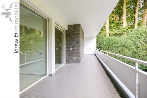011 - Balkon - Ansicht 1 - 