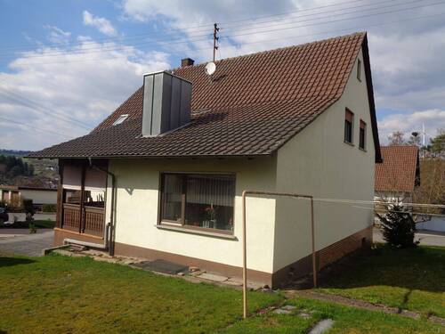 Hausansicht vom Garten - 