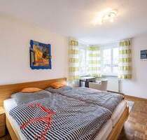 Sofort verfügbar! - Schöne, helle 2-Zimmer-Wohnung mit Tageslichtbad und Balkon sowie Tiefgarage - München-Bogenhausen