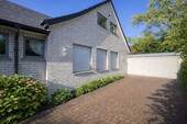 Ansicht_Einfahrt - Einfamilienhaus mit 217,00 m&sup2; in Rheine / Dutum zum Kaufen
