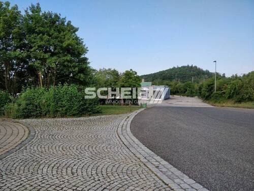 Zufahrt - Halle in Wörnitz zur Miete