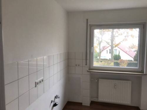 Küche mit neuem modernen Fliesenspiegel.jpg - 2 Zimmer Etagenwohnung zur Miete in Bad Hersfeld