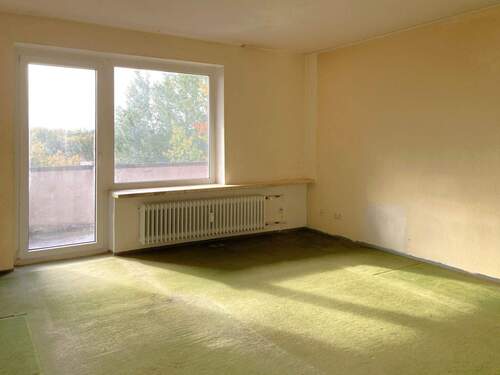 Wohnzimmer - Etagenwohnung mit 80,60 m² in Wilhelmshaven zum Kaufen