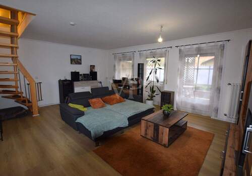 Wohnzimmer EG - 4 Zimmer Reihenendhaus in Feuchtwangen