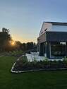 Terrassen, gepflegter Garten - OHNE PROVISION - Modernes, lichtdurchflutetes Einfamilienhaus (2023) mit sonnigem Garten