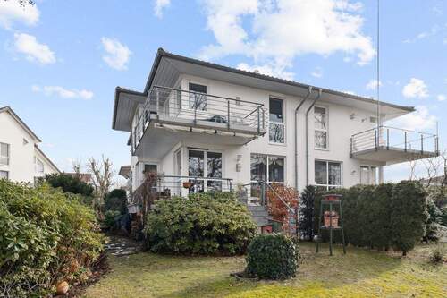 Hausansicht Wasserseite - Seltene Wasserimmobilie mit lebenslangem Wohnungsrecht - Exklusive Investition in bester Lage