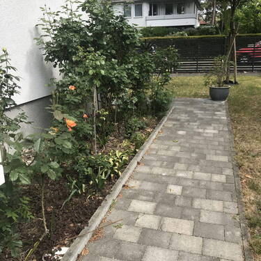 gepflegte Wege - Doppelhaushälfte mit 109,00 m² in Berlin-Schmargendorf zum Kaufen