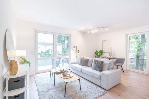 Wohnzimmer - Wunderschöne Zweiraumwohnung in schöner Lage