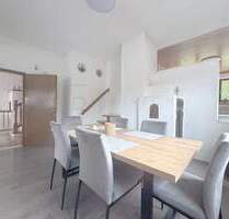 Großzügiges Einfamilienhaus mit Einliegerwohnung und weitläufigem Grundstück - Babenhausen Klosterbeuren