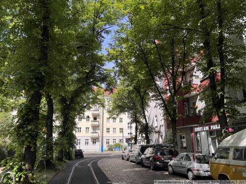 Straßenansicht - Mehrfamilienhaus, Wohnhaus zum Kaufen in Berlin