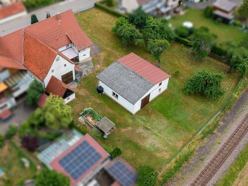 Außenansicht - Einfamilienhaus mit 160,00 m² in Straßberg zum Kaufen