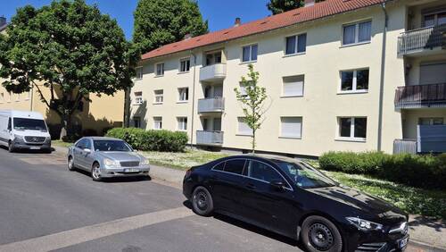 Aussenansicht - Attraktive 2-Zimmer hochparterre Wohnung in begehrter Lage