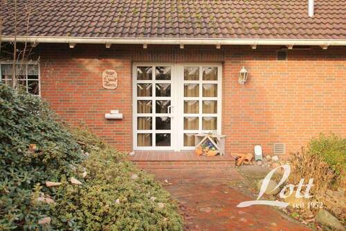 Hauseingang - 2 Zimmer Einfamilienhaus zum Kaufen in Apen