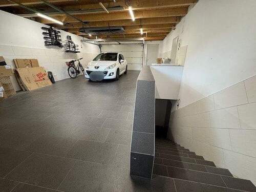 Doppelgarage mit Kelleraufgang - 