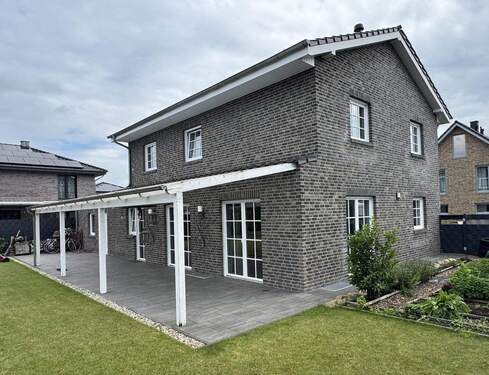 Seitenansicht - 5 Zimmer Einfamilienhaus in Freren